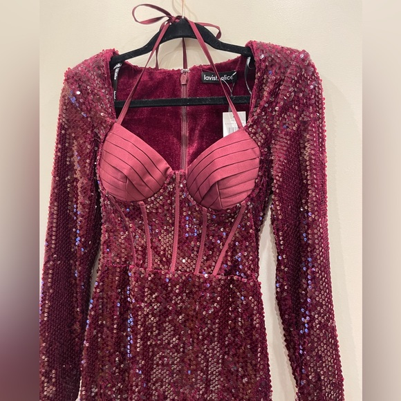 NWT Lavish Alice Sequin Corset Sweetheart Mini Dress, Burgundy, Size UK 8/ US 4 - Picture 15 of 16